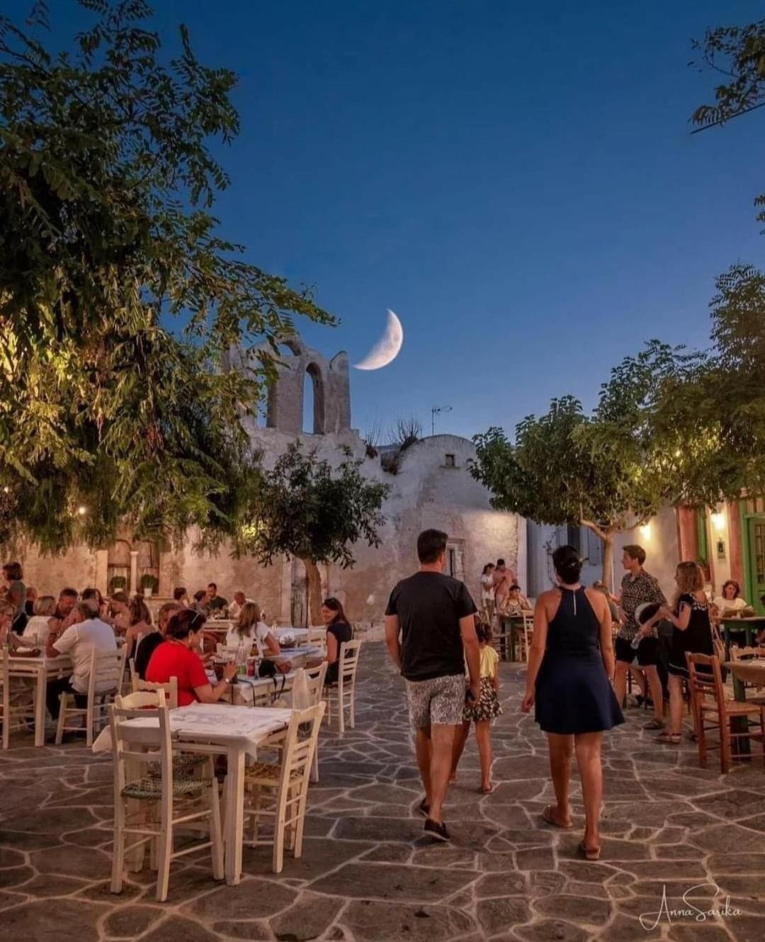 Вилла Folegandros-Cliffhouse Экстерьер фото